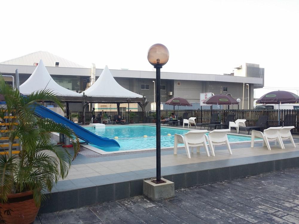 Langgura Baron Resort Пантай-Сенанг Экстерьер фото
